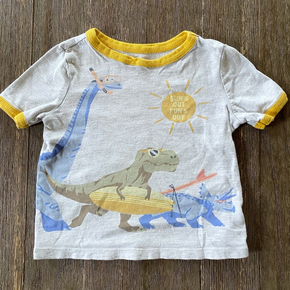 4/$20 Old Navy Tee